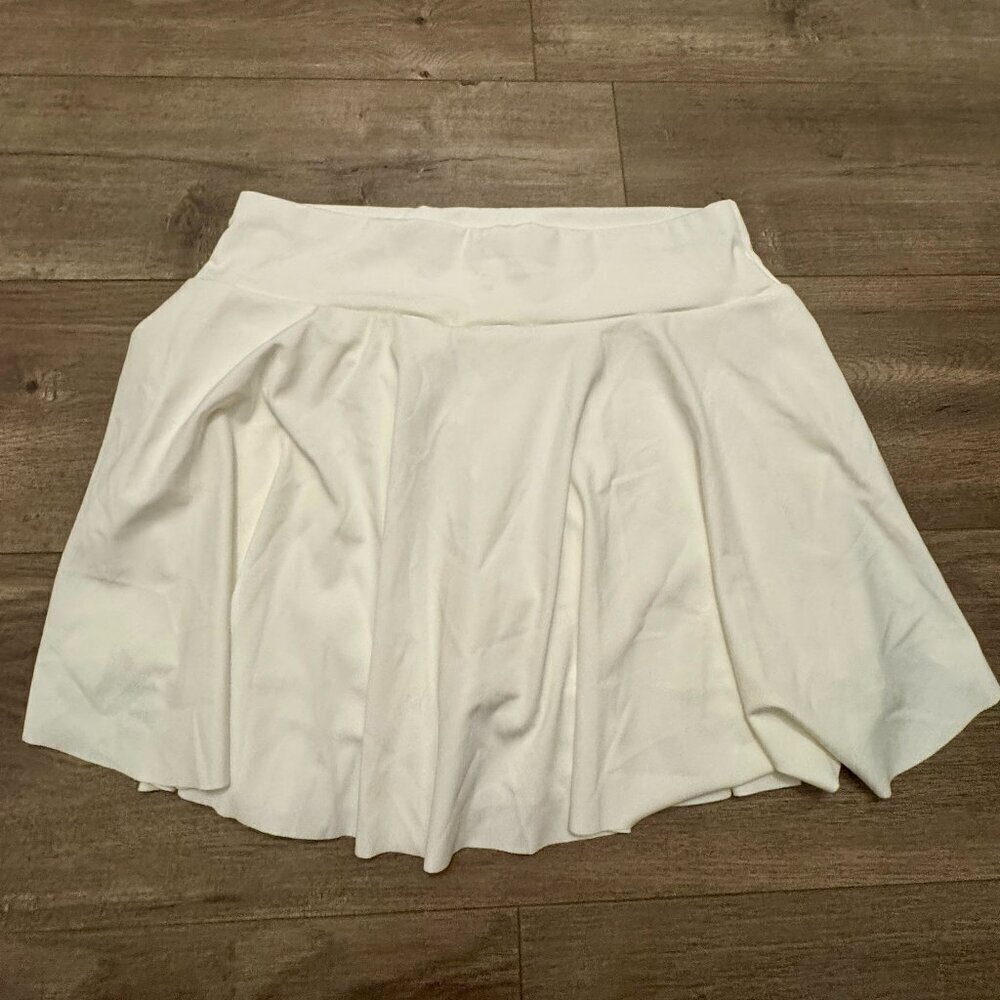 🤍 White Flowy Skort | Built-In Shorts | Wide Waistband
